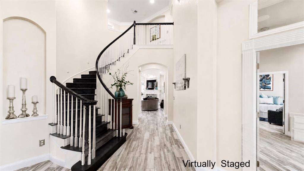 4489 Mira Vista Drive