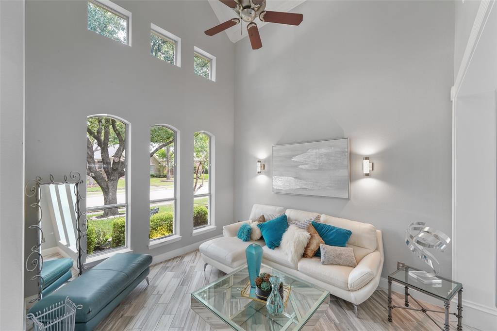 4489 Mira Vista Drive