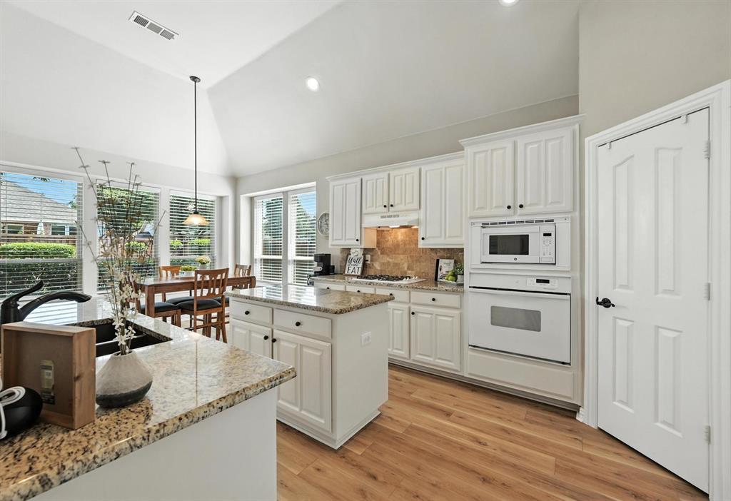 Flower Mound, Texas 75028, United States, 4 Bedrooms Bedrooms, ,3 BathroomsBathrooms,Residential,Active,169949