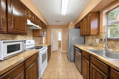 Tiny photo for 2718 Forest Park Dr DR, Garland, TX 75040 (MLS # 21396592)