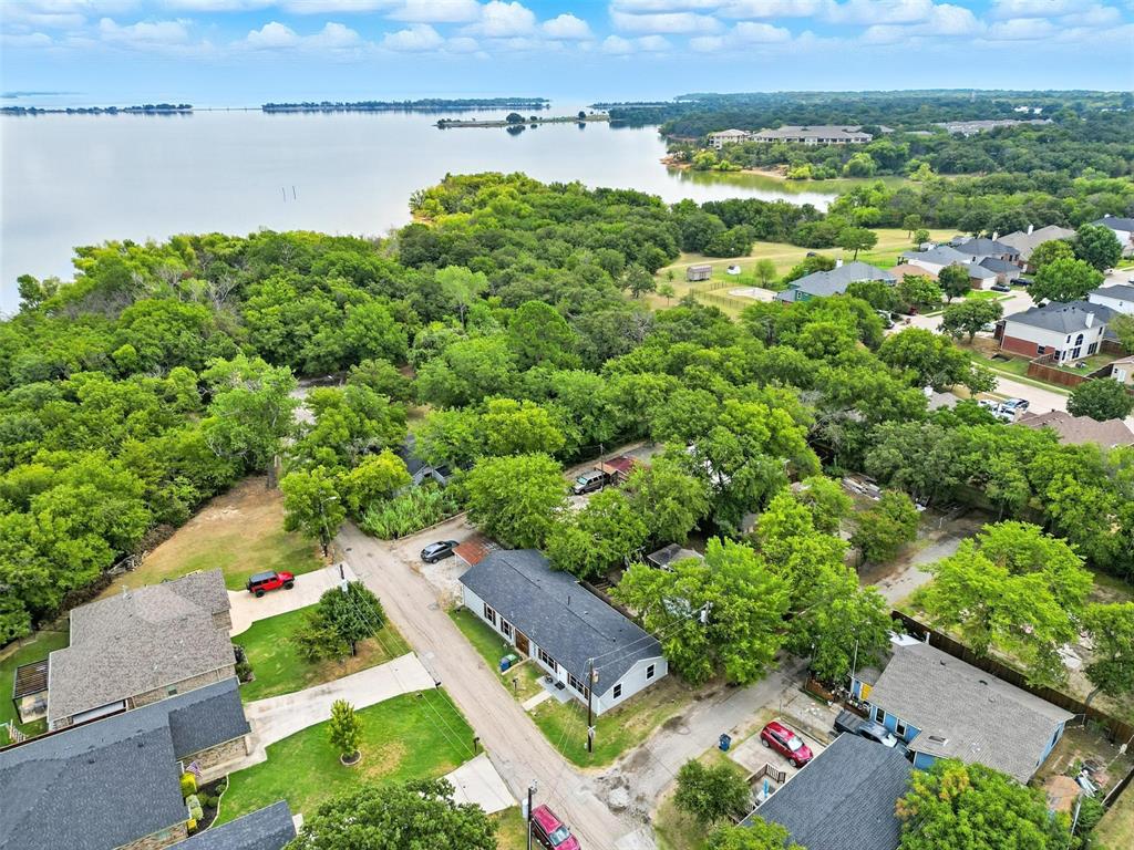 J V Thompson - Residential