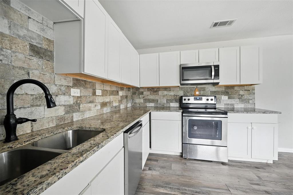 J V Thompson - Residential