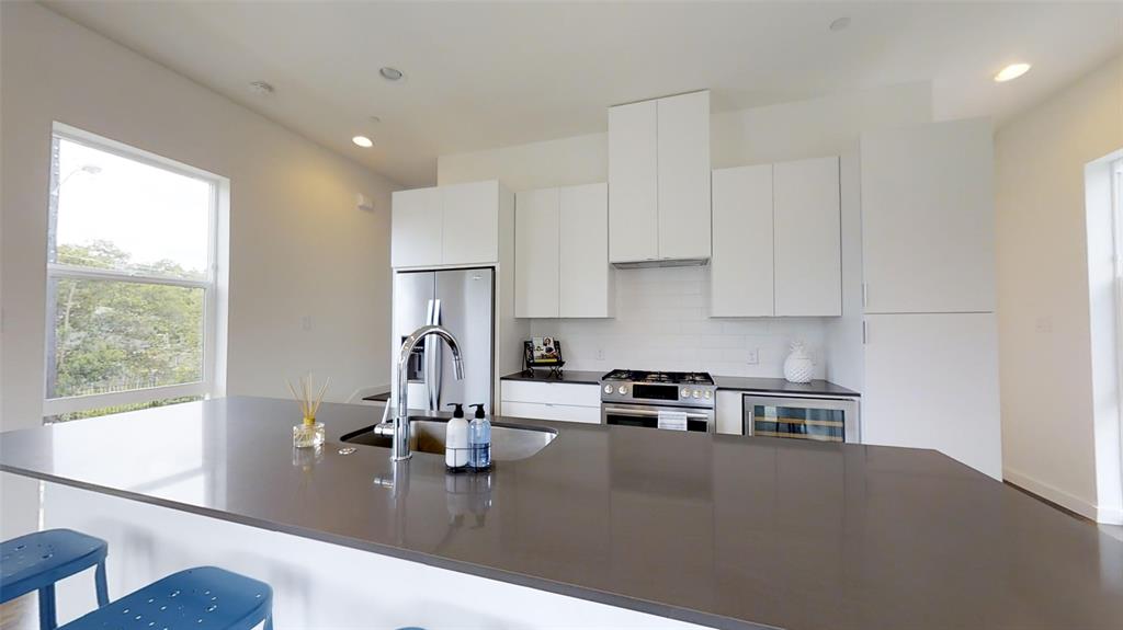 College Hill Add - Residential Lease