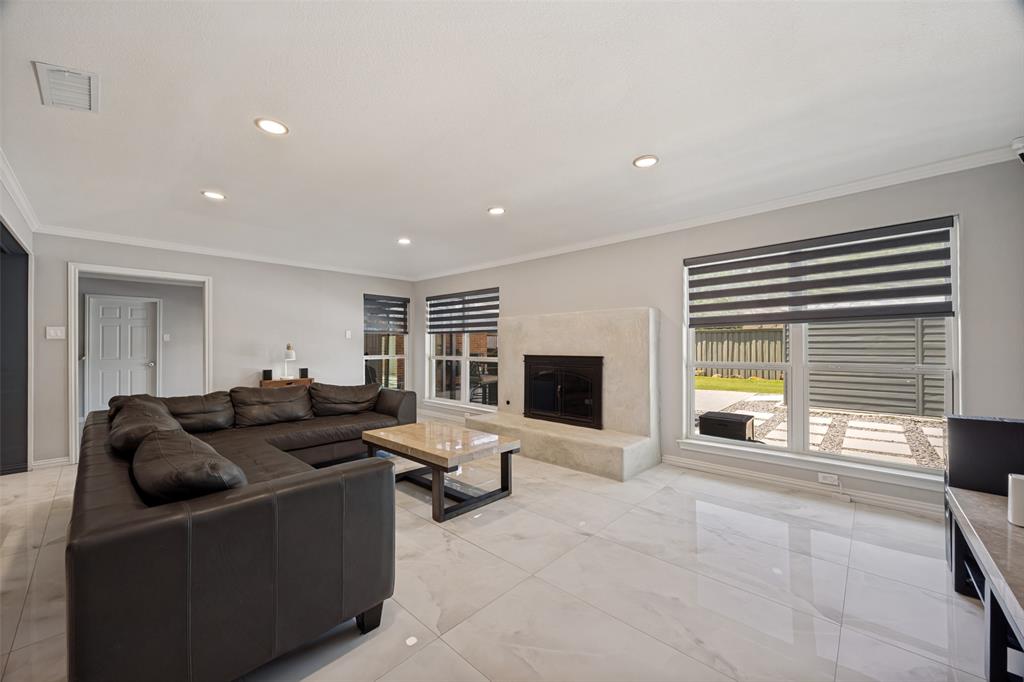 1509 Flintwood Drive