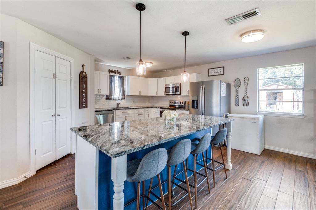 Mountain Lakeview South 02ndse - Residential