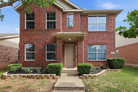 Photo of 8905 Wayne Street, Cross Roads, TX 76227 (MLS # 21265801)
