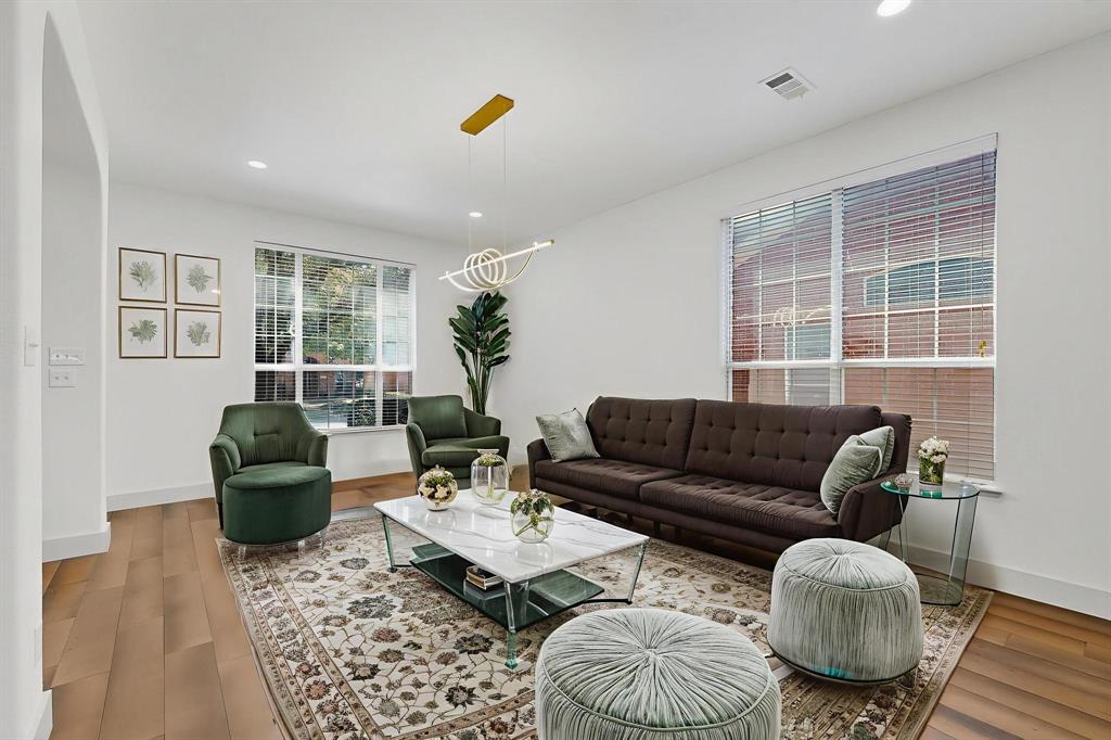 13293 Bavarian Drive