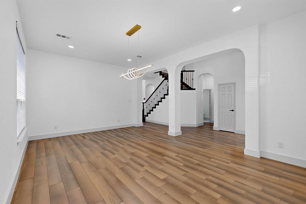 13293 Bavarian Drive