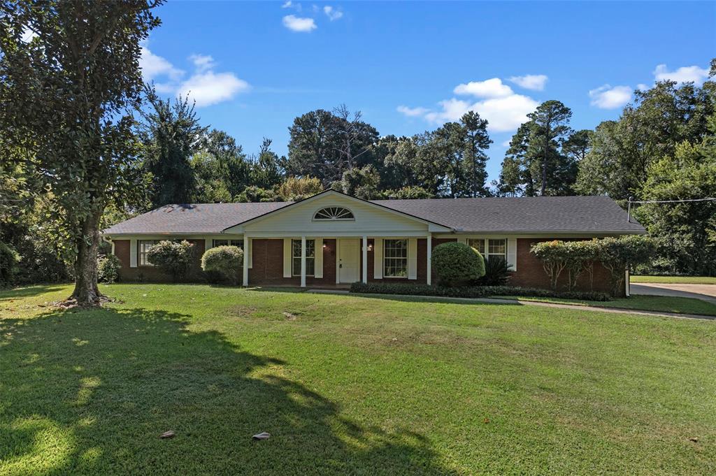 Lake Forest Hills - Residential