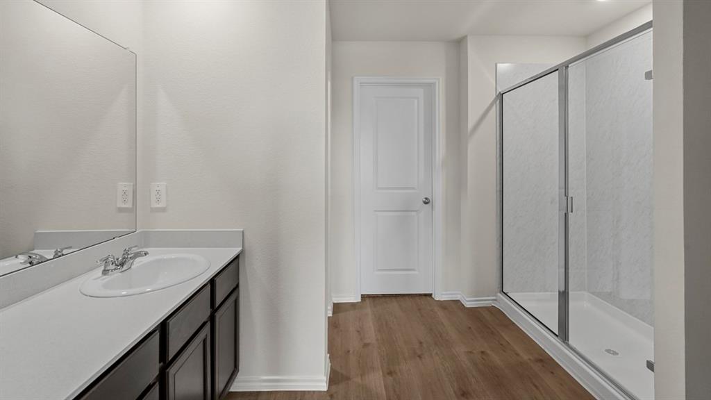 512 Yellow Rose Road