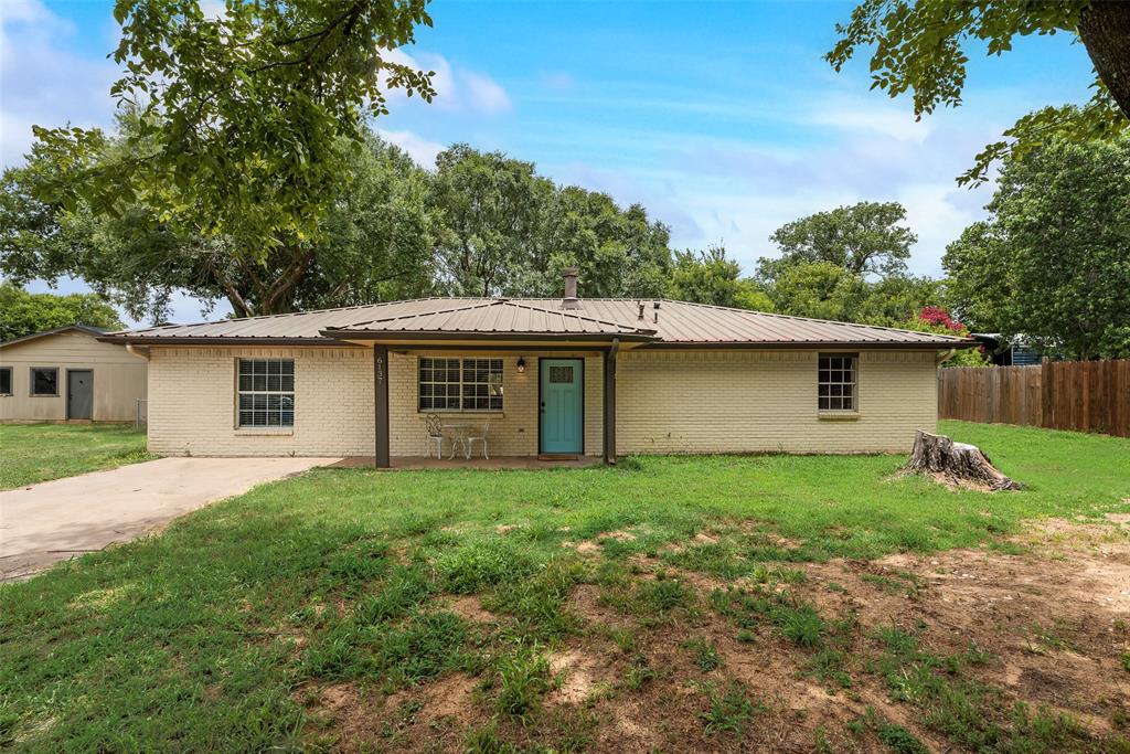 6137 County Road 319