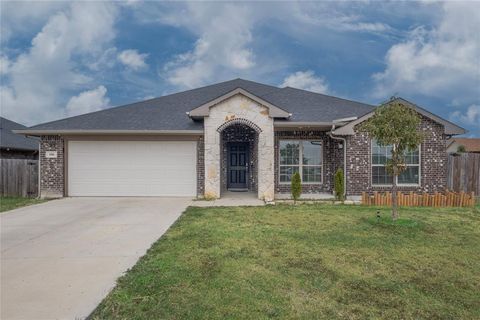 106 Spring Crest Street Mabank TX 75147