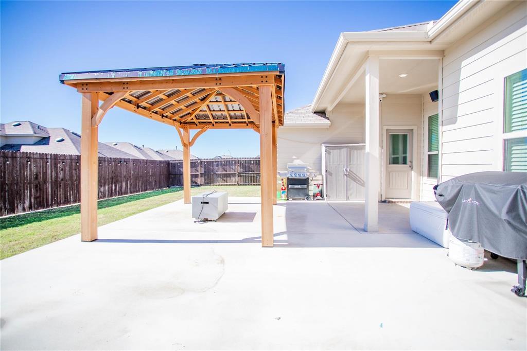 Sendera Ranch East P - Residential Lease