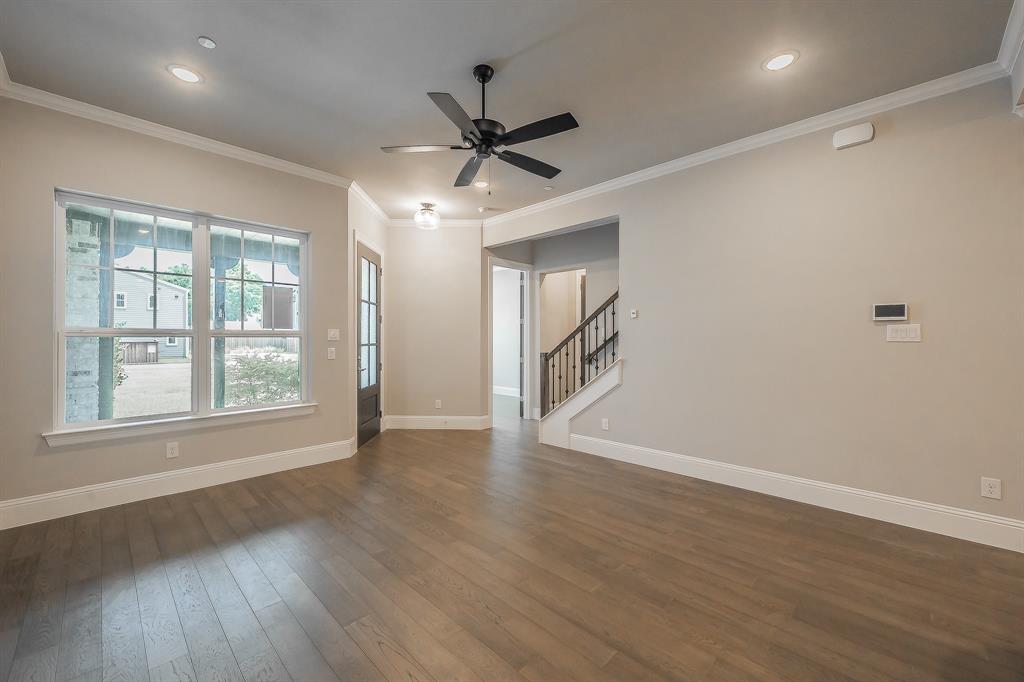 305 Sunset Lane 102