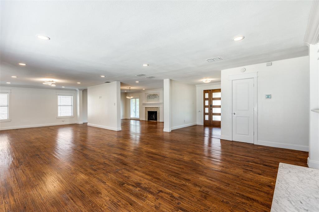 6121 Preston Haven Drive