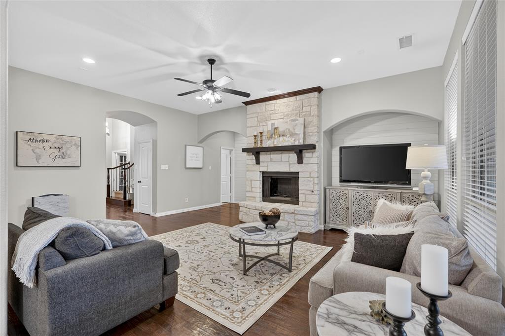 Woodbridge Ph 14 - Residential