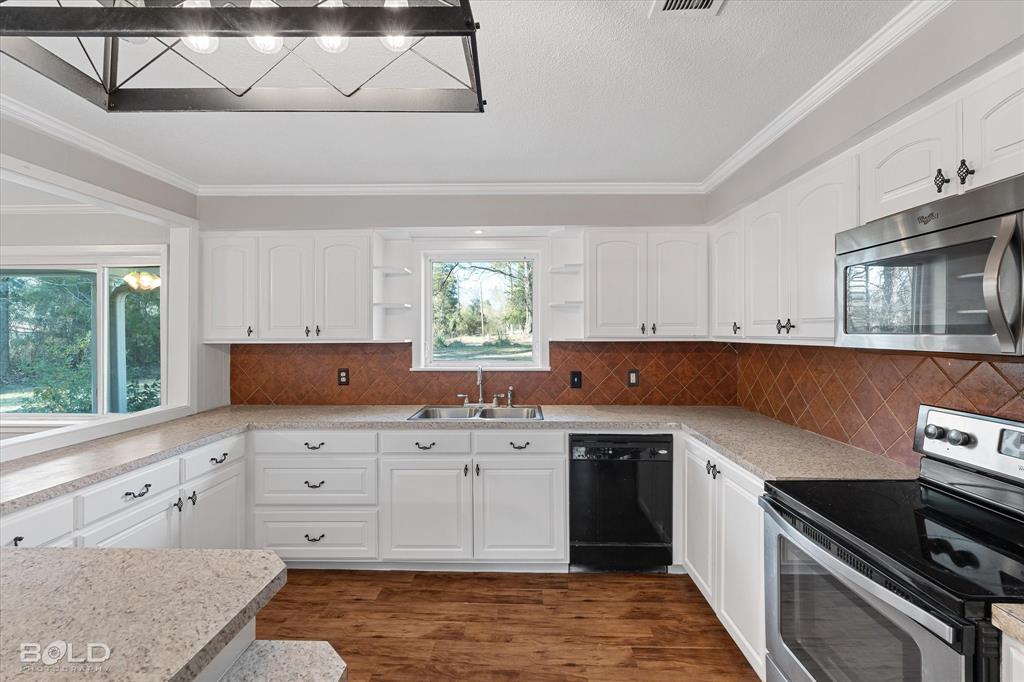 Haughton, Louisiana 71037, United States, 3 Bedrooms Bedrooms, ,2 BathroomsBathrooms,Residential,Active,80024