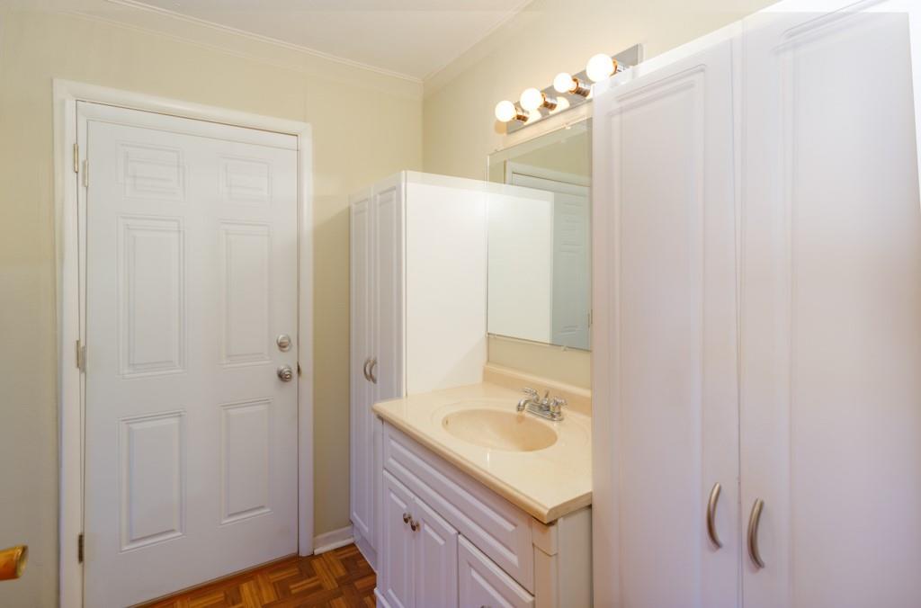 Presley - Residential