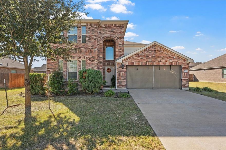 Welcome to 254 Woodhaven Trail in the beautiful Trails of Oak Ridge neighborhood in McGregor! This spacious two-story home, built in 2015, has everything you’re looking for — 4 bedrooms, 3 full bathrooms, an office, and a dining room all in one great layout.

You’ll love the open-concept design, perfect for everyday living and entertaining. The kitchen flows right into the living area, making it easy to stay connected while cooking or spending time with family. Upstairs, you’ll find roomy bedrooms, lots of storage, and space for everyone to feel at home.

Outside, enjoy a nice backyard and a 2-car garage for extra convenience. Located in a quiet, friendly community just minutes from Waco, this home offers comfort, style, and plenty of space to grow.