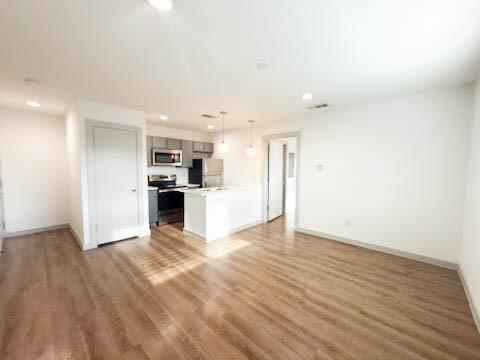 Alexander Park - Residential Lease