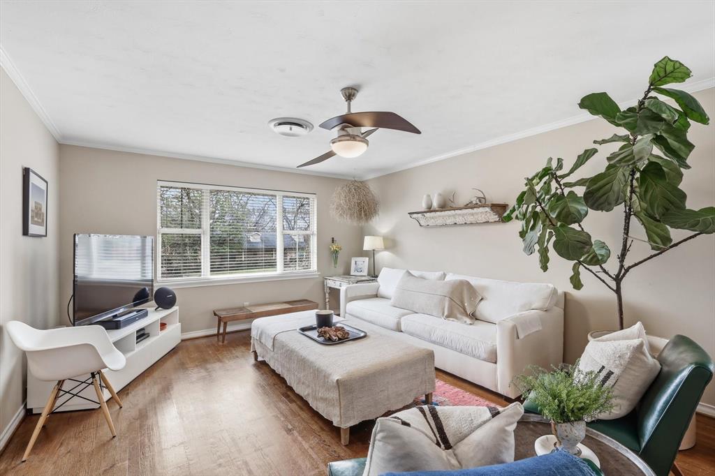 10029 Shadyview Drive