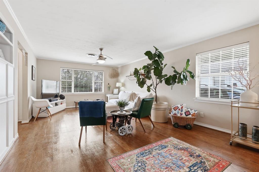 10029 Shadyview Drive