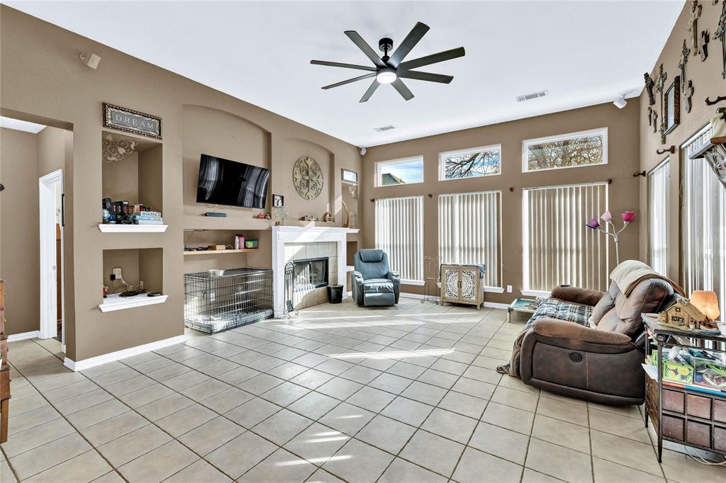 403 Lochwood Circle