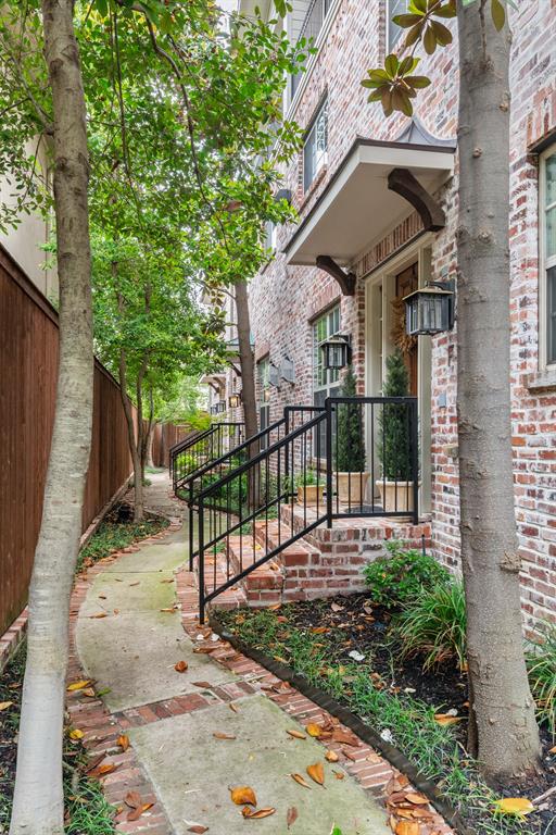 4110 Prescott Condo - Residential