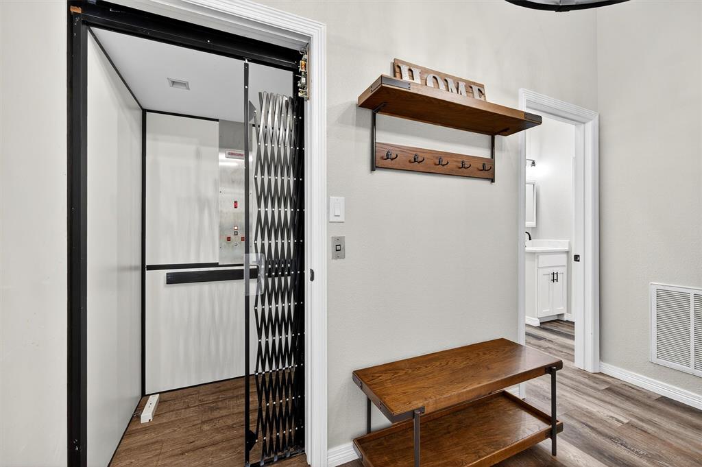 Cedar Oaks - Residential