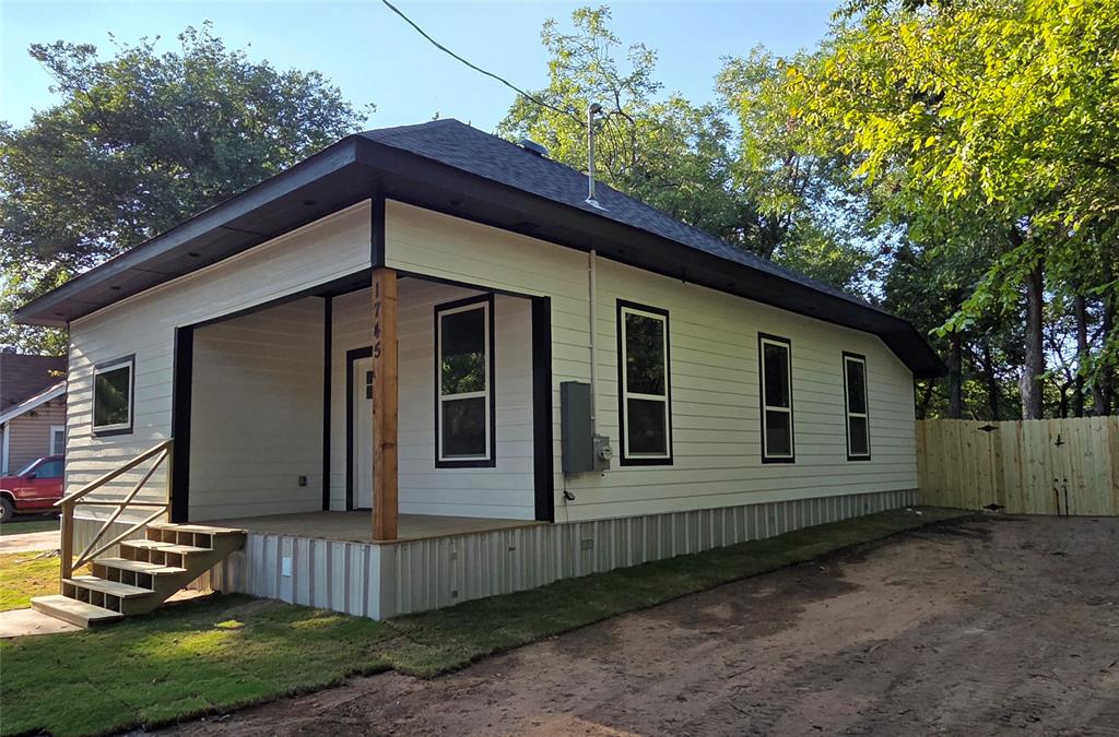 1745 E Cherry