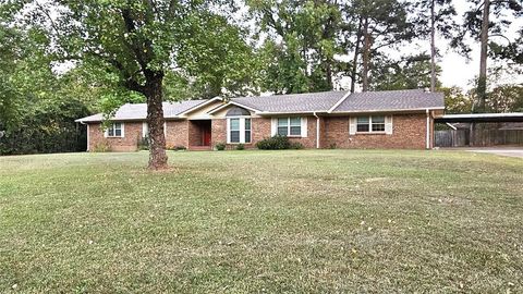 206 Redwater Road Wake Village TX 75501