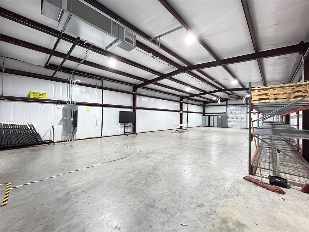 4533 N Fm 312