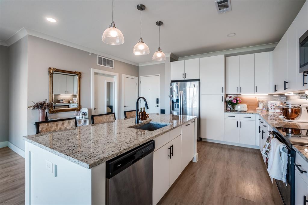 3517 Windhaven Parkway 1405