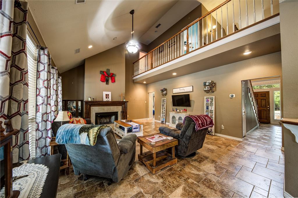 15 Shady Creek Lane