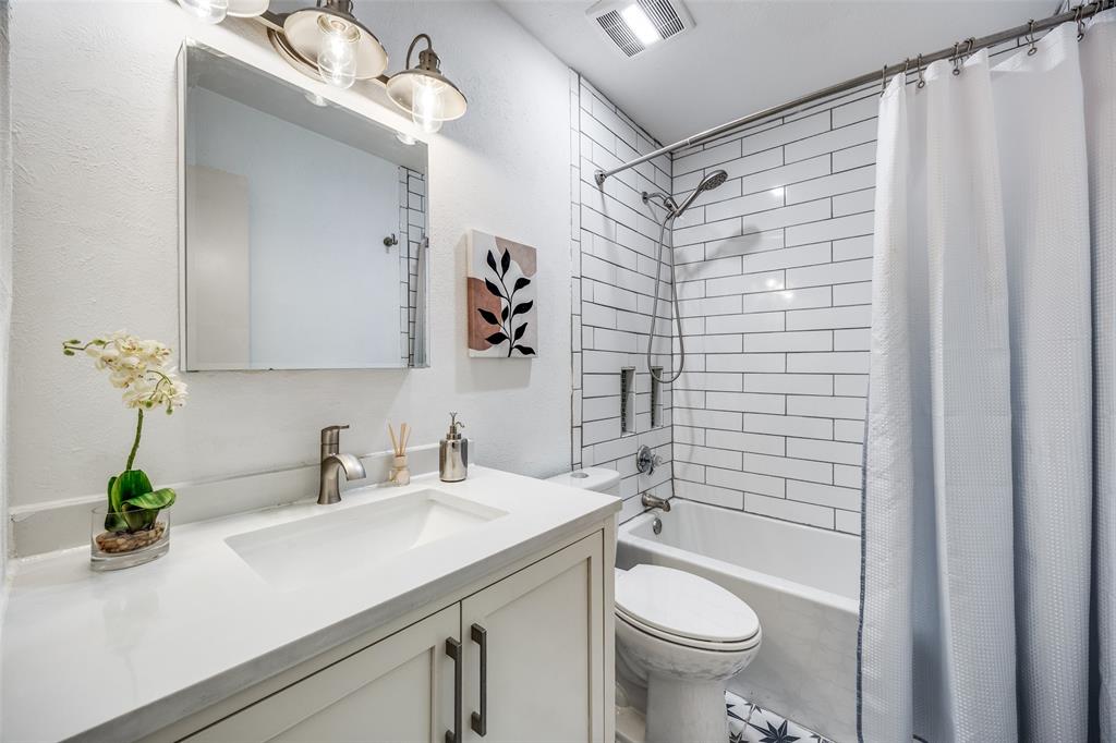 Collin Square Ph 2 - Residential