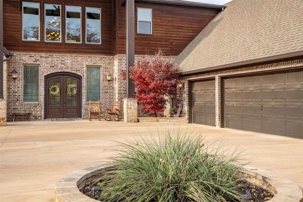 812 S Duncan Creek Court