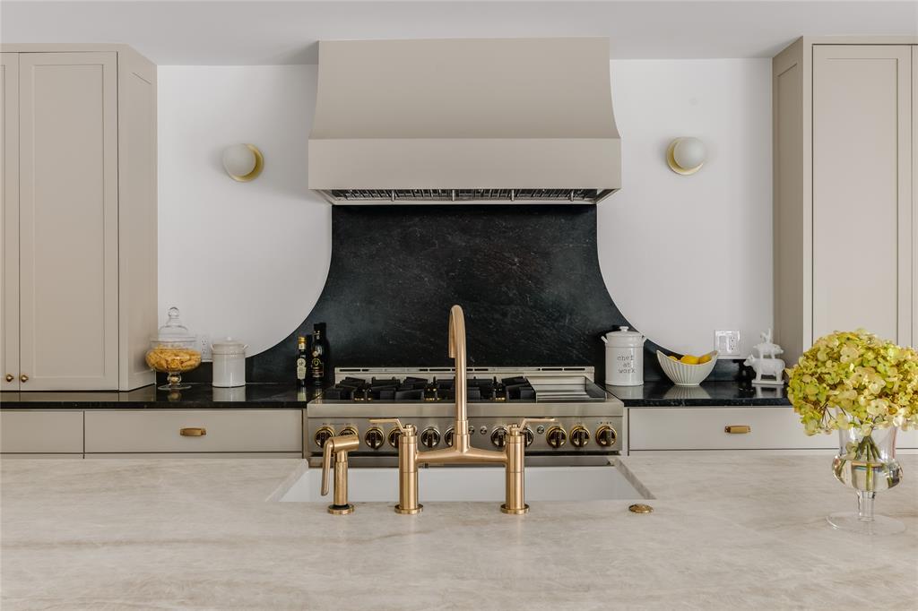 Coronado Hills - Residential