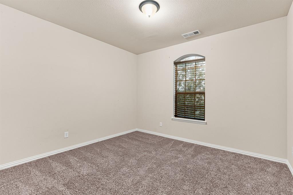 STONE HALLOW - Residential Lease