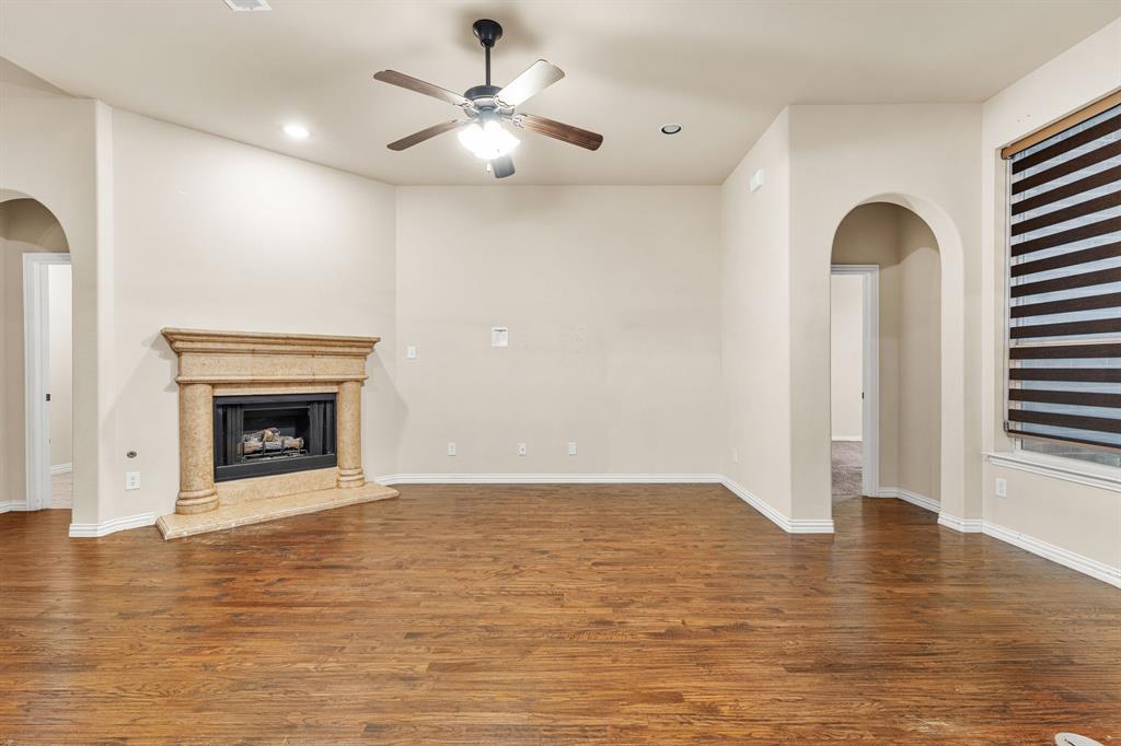 STONE HALLOW - Residential Lease