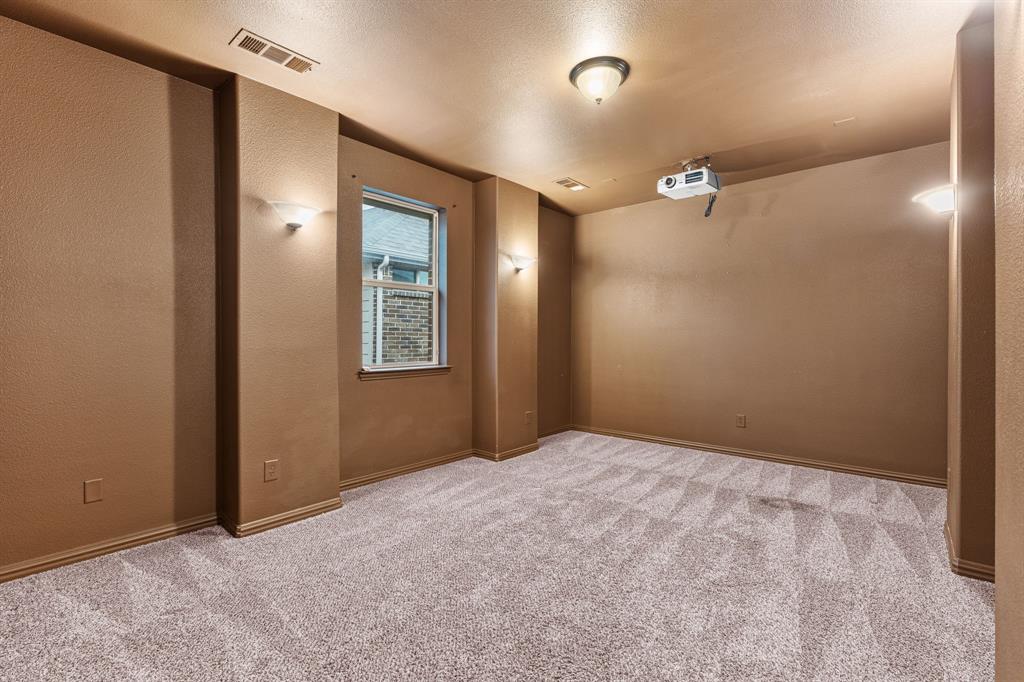 STONE HALLOW - Residential Lease