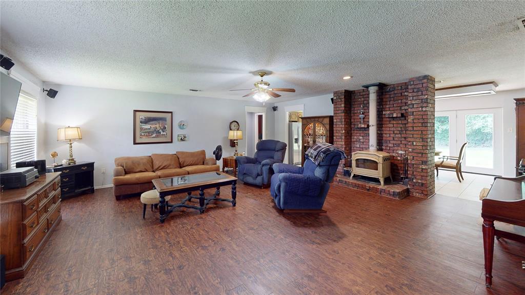 10203 Crestview Drive