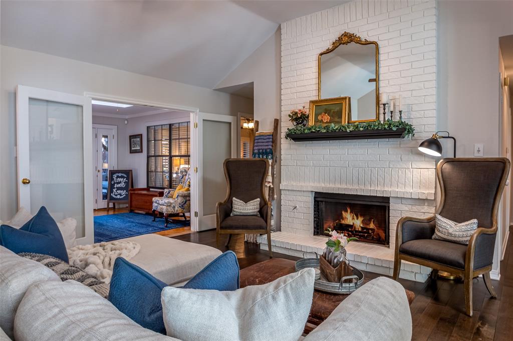 4223 Harvest Point Drive