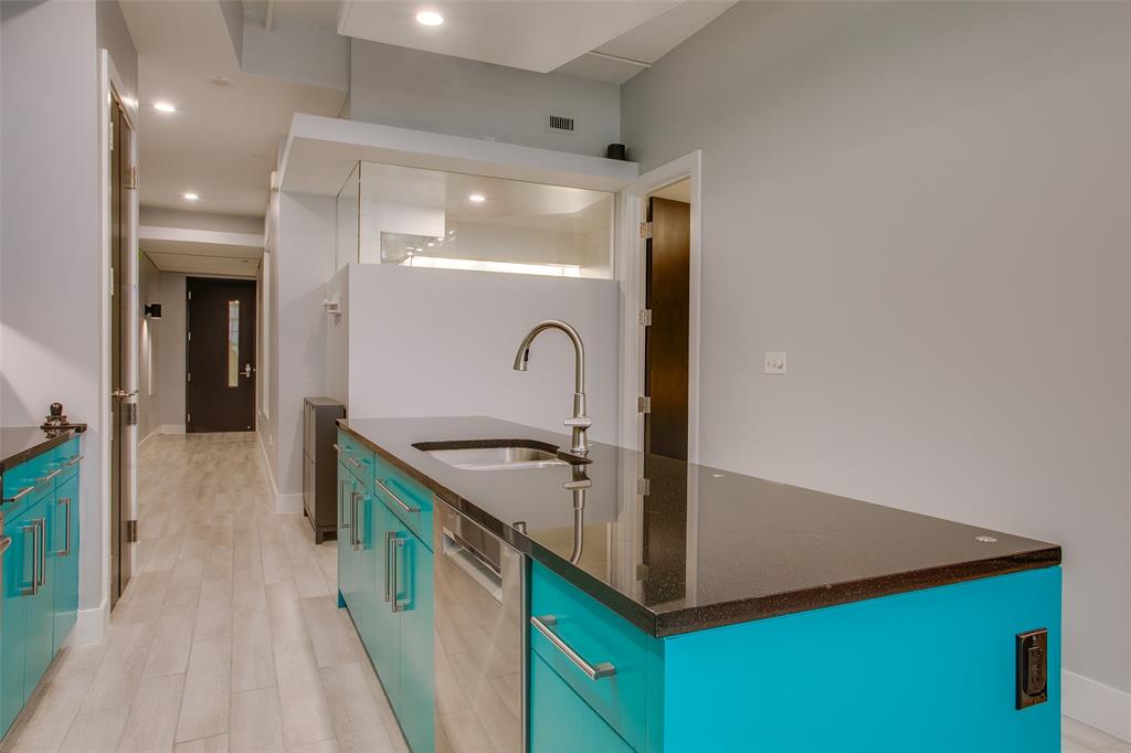 One Montgomery Plaza Residence Condo - Residential