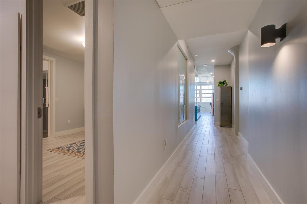 One Montgomery Plaza Residence Condo - Residential