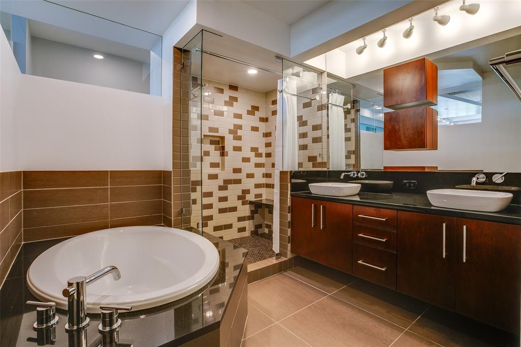 One Montgomery Plaza Residence Condo - Residential