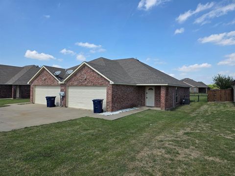 Photo of 512 Harris Street, Gunter, TX 75058 (MLS # 21223600)