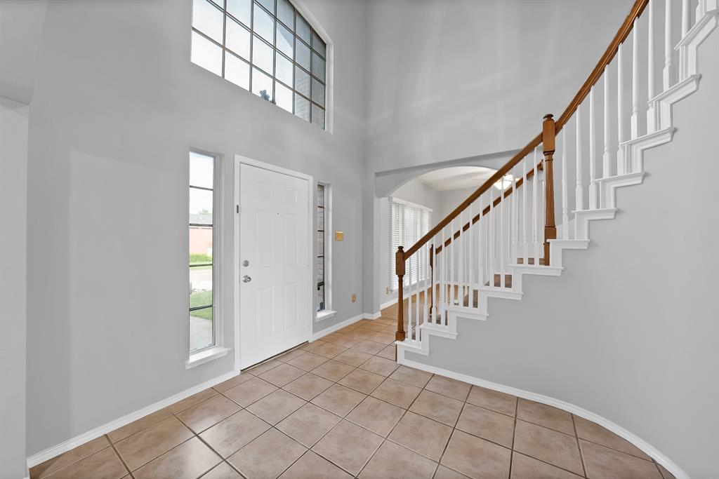 745 Woodridge Drive