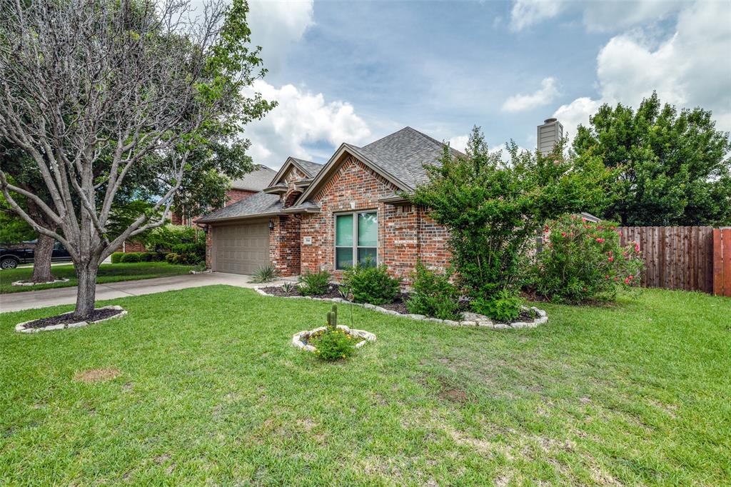 544 Willowview Drive
