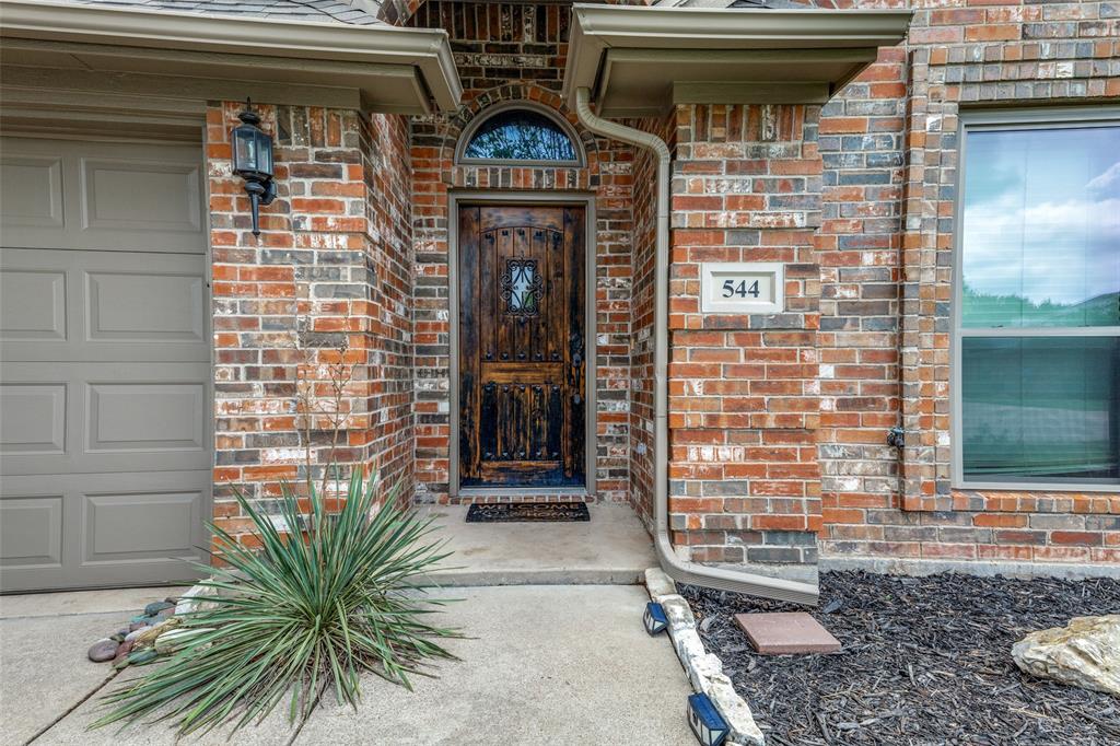 544 Willowview Drive
