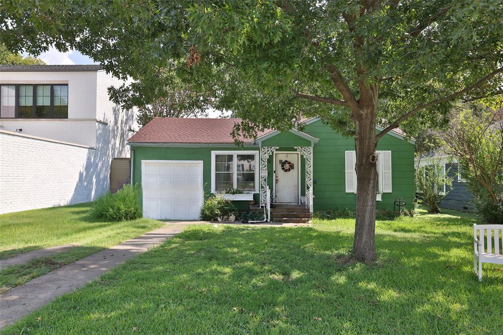 8632 Redondo Drive
